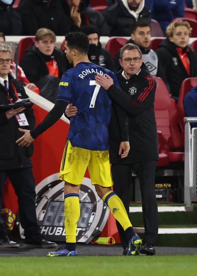 澳门真人百家乐登录入口-卡拉格劝曼联今夏打发C罗走 他妨碍曼联整体进步